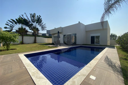 Casa à venda com 3 suítes no condomínio Palmeiras Imperiais, Salto - SP