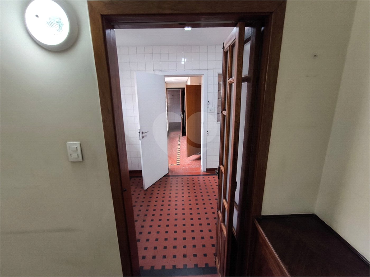 Sobrado à venda com 5 quartos, sendo 1 suíte, em Jardim Trussardi, São Paulo, SP