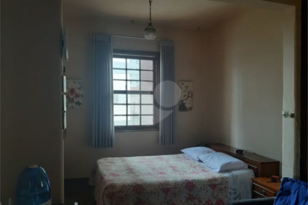 Sobrado à venda com 5 quartos em Santana, São Paulo, SP
