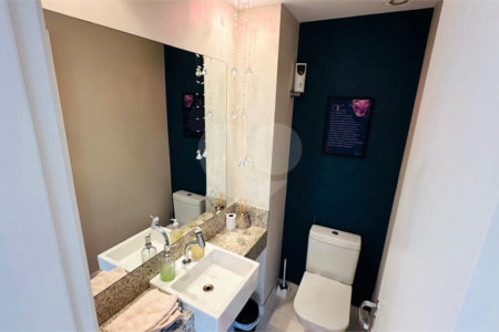 Apartamento à venda com 3 suítes em Vila Mariana, São Paulo, SP
