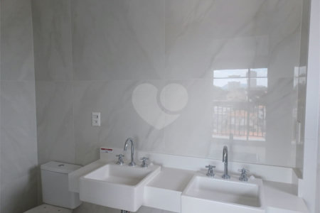 Cobertura à venda com 3 quartos, sendo 2 suítes,  em Lapa, São Paulo, SP