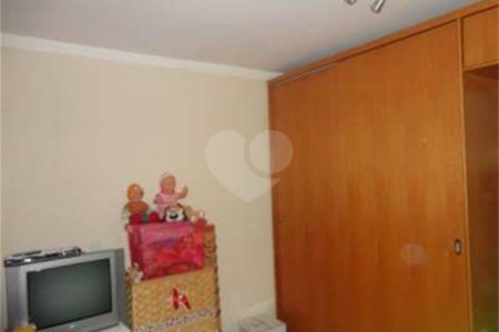 Casa à venda com 3 quartos, sendo 1 suíte,  em Parque Monte Alegre, Taboão da Serra, SP