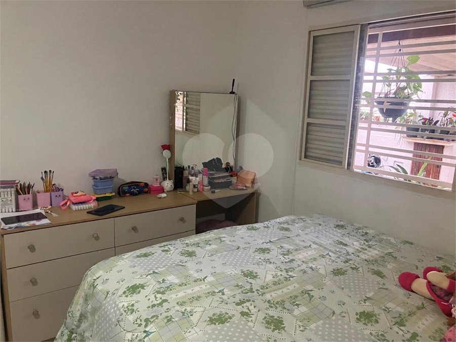 Casa Térrea à venda com 3 quartos em Vila Nivi, São Paulo, SP