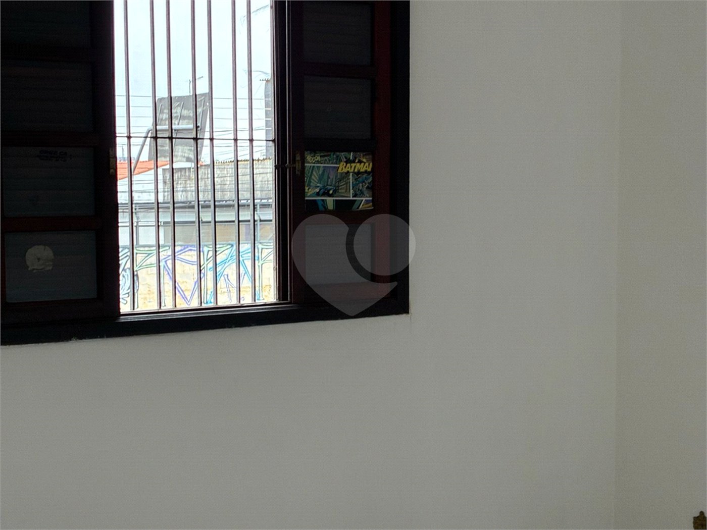 Casa à venda com 3 quartos, sendo 1 suíte,  em Vila Figueira, Suzano, SP