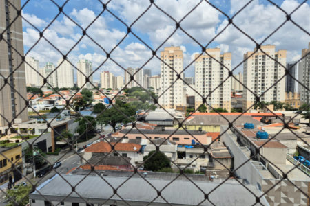 Apartamento à venda com 2 quartos, sendo 1 suíte,  em Quarta Parada, São Paulo, SP