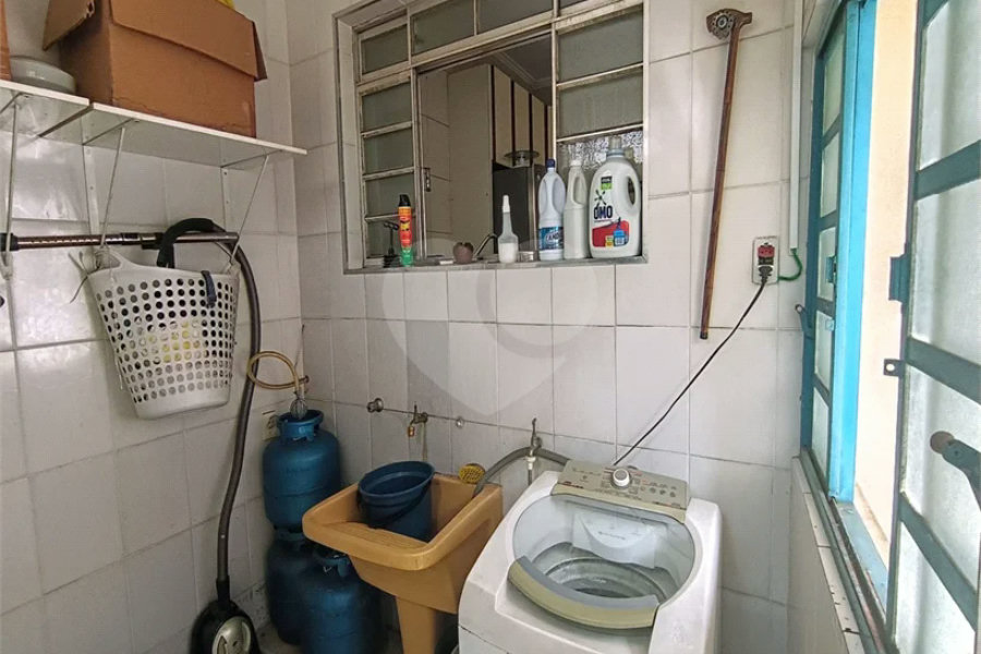 Casa Térrea à venda com 5 quartos, sendo 1 suíte,  em Chora Menino, São Paulo, SP
