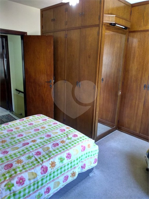 Casa à venda com 4 quartos, sendo 1 suíte, em Alto da Lapa, São Paulo, SP