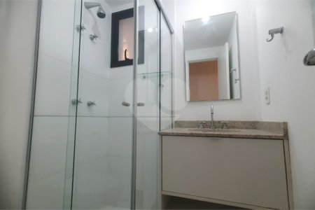 Apartamento à venda com 3 quartos, sendo 1 suíte,  em Pinheiros, São Paulo, SP