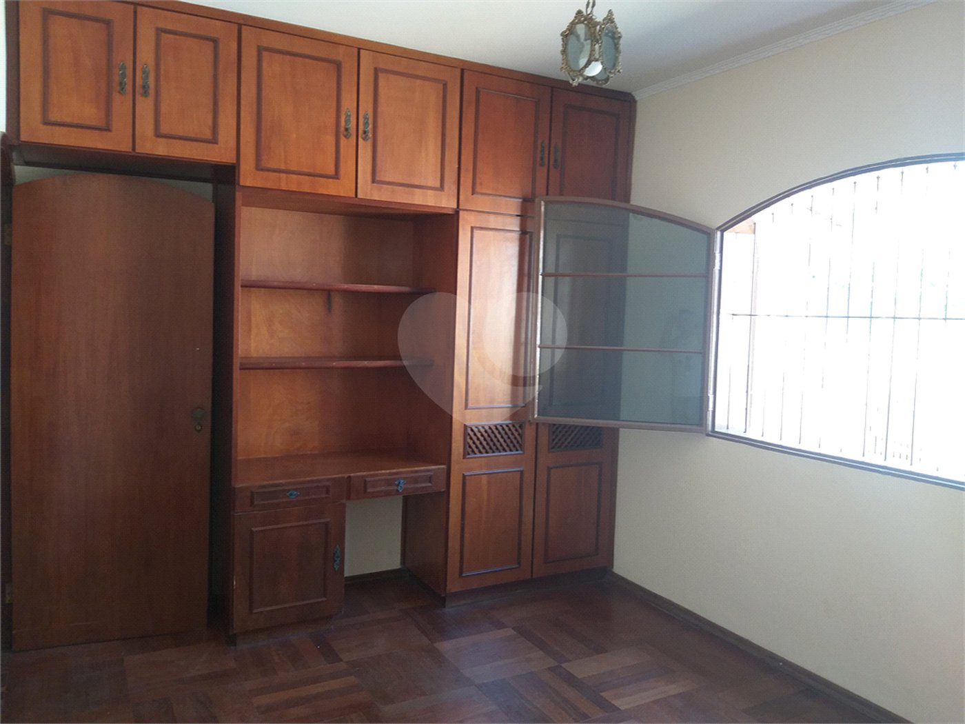Casa à venda com 3 quartos, sendo 1 suíte,  em Santa Rosa, Vinhedo, SP