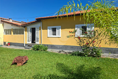 Casa à venda com 3 quartos, sendo 1 suíte,  em Tatetú, Alambari, SP
