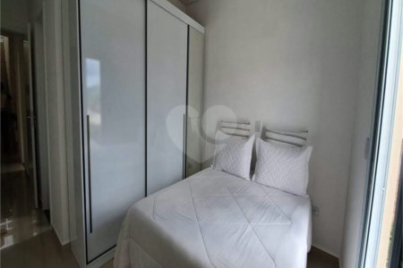 Casa à venda com 3 quartos, sendo 1 suíte, em Vila Santa Rosália, São Roque, SP
