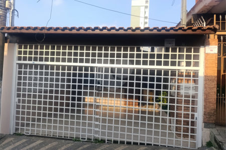 Casa à venda com 2 quartos em Vila Galvão, Guarulhos, SP