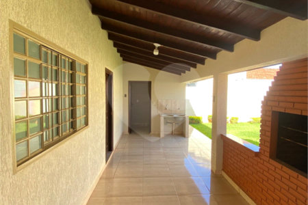 Casa à venda com 2 quartos, sendo 1 suíte, em Vila Renô, Ponta Porã, MS