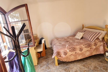 Sobrado à venda com 3 quartos em Bortolândia, São Paulo, SP