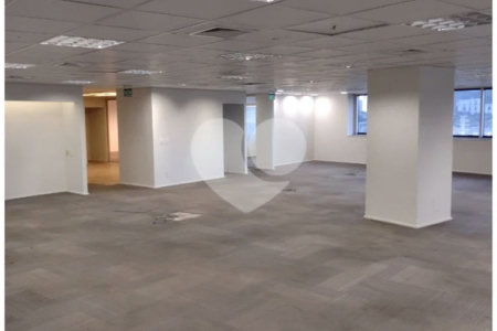 Conjunto comercial para locação na Vila Olímpia 384,81 m², 7 vagas de garagem