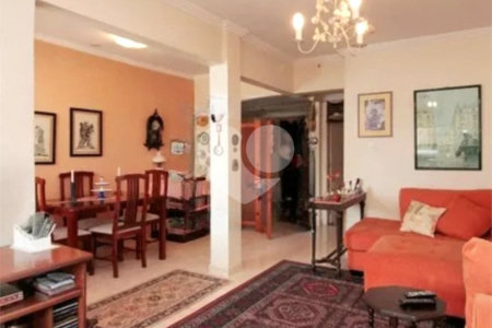 Apartamento à venda com 92m², 2 quartos e 1 vaga
