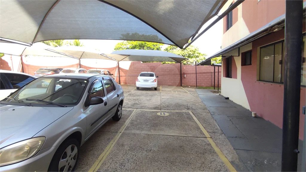 Apartamento à venda no Edifício Amarante no Bairro Jaraguá em Piracicaba - SP.