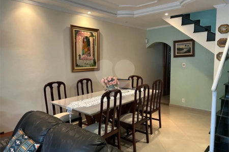 Sobrado à venda com 4 quartos, sendo 1 suíte, em Ipiranga, São Paulo, SP