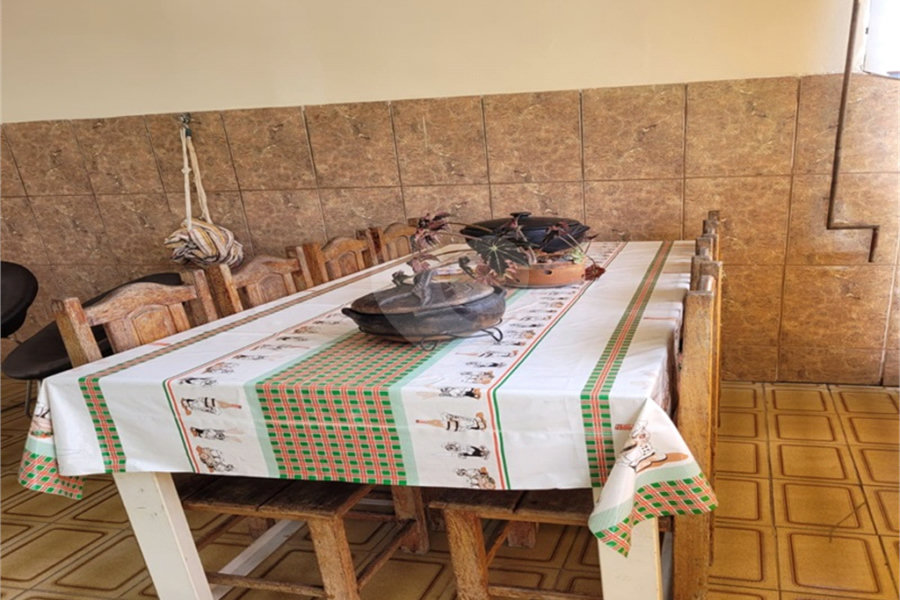Casa Térrea à venda com 5 quartos, sendo 2 suítes,  em Jardim Aricanduva, São Paulo, SP