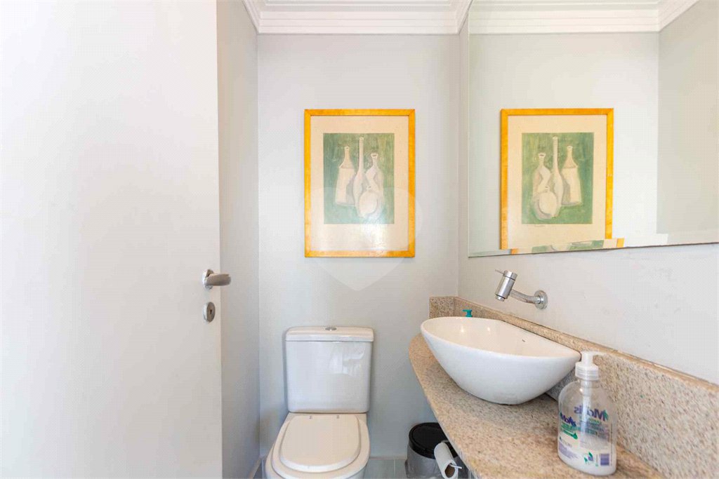 Apartamento à venda com 3 suítes em Vila Anglo Brasileira, São Paulo, SP