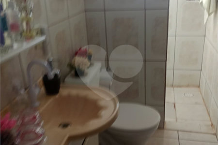 Casa à venda com 3 quartos, sendo 1 suíte,  no Centro, Mogi das Cruzes, SP