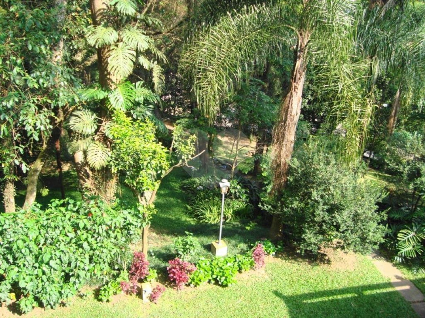 Casa à venda com 3 quartos, sendo 2 suítes, no condomínio Jardim Ibiratiba, São Paulo - SP
