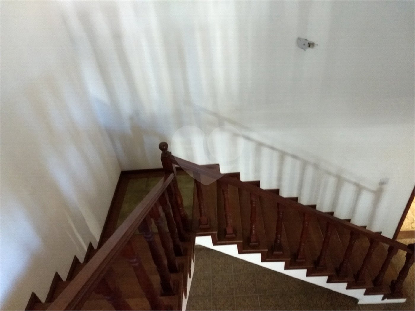 Sobrado à venda com 5 quartos, sendo 1 suíte, em Vila Esperia Ou Giglio, Atibaia, SP