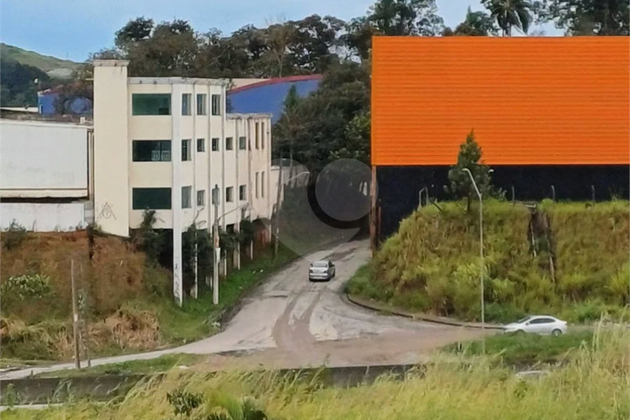 Apartamento à venda com 2 quartos em Tremembé, São Paulo, SP