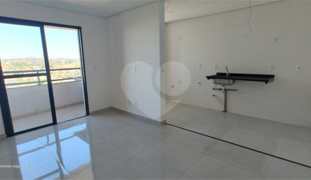 Apartamento à venda com 2 quartos, sendo 1 suíte, em Alvinópolis, Atibaia, SP