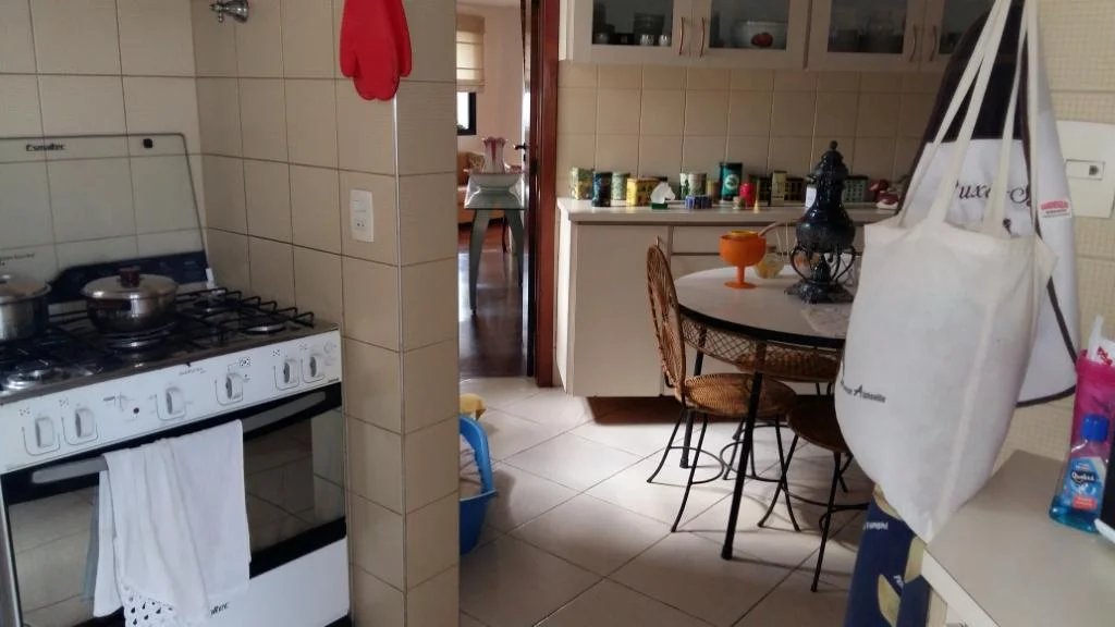 Apartamento à venda com 3 quartos, sendo 2 suítes,  em Jardim Parque Morumbi, São Paulo, SP
