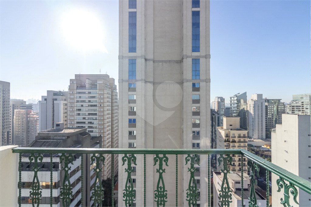 Apartamento à venda com 2 quartos, sendo 1 suíte,  em Itaim Bibi, São Paulo, SP