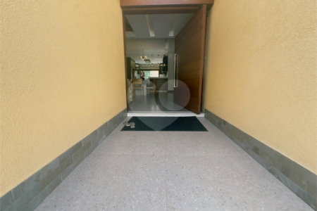 Casa em condomínio à venda com 4 quartos, sendo 2 suítes,  em Caravelas, Armação dos Búzios, RJ