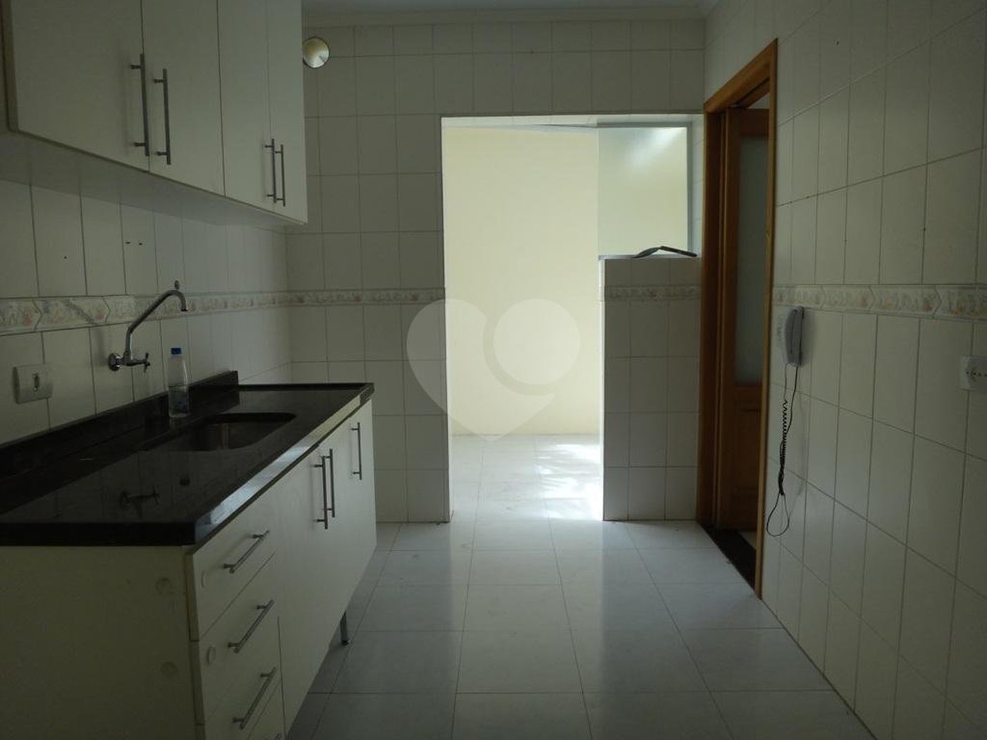 Casa à venda ou para alugar com 4 quartos, sendo 2 suítes, no condomínio Vila Hípica, São Paulo - SP
