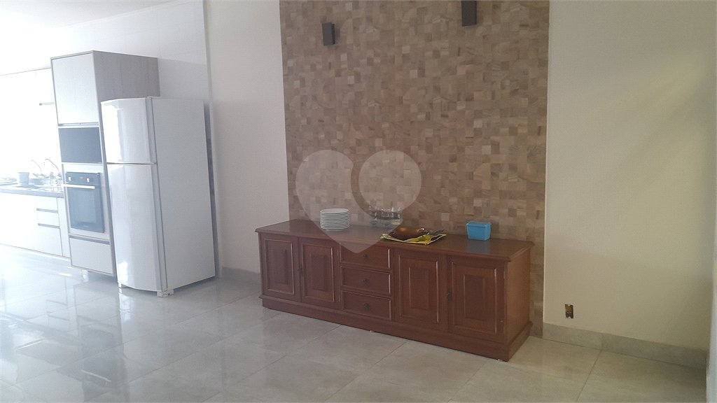 Casa à venda com 4 quartos, sendo 1 suíte, em Jaçanã, São Paulo, SP