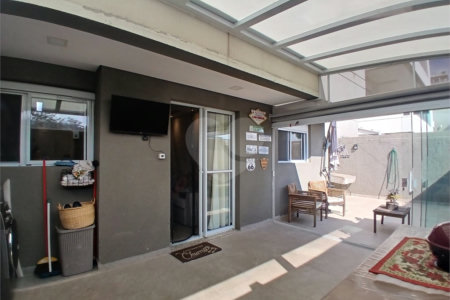 Apartamento à venda com 2 quartos, sendo 1 suíte,  em Bairro do Cambará, São Roque, SP