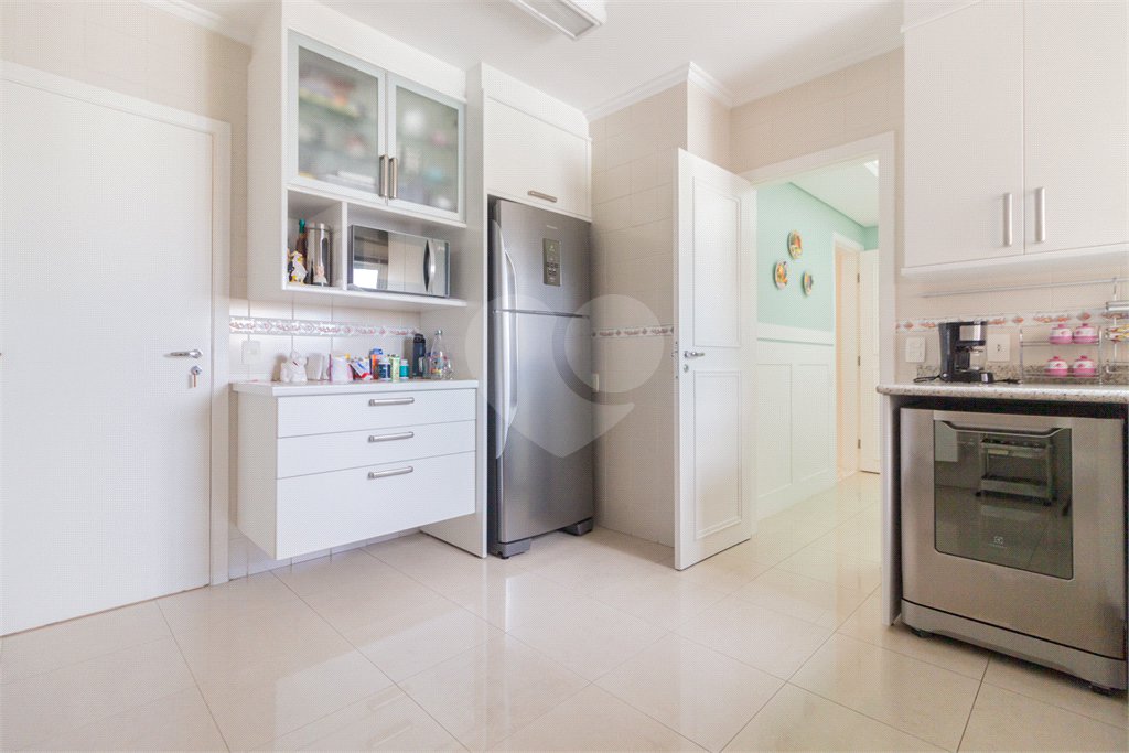Apartamento à venda com 4 quartos, sendo 3 suítes,  em Indianópolis, São Paulo, SP