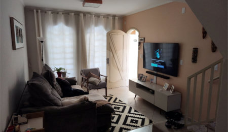 Sobrado à venda com 3 quartos, sendo 1 suíte,  em Tremembé, São Paulo, SP