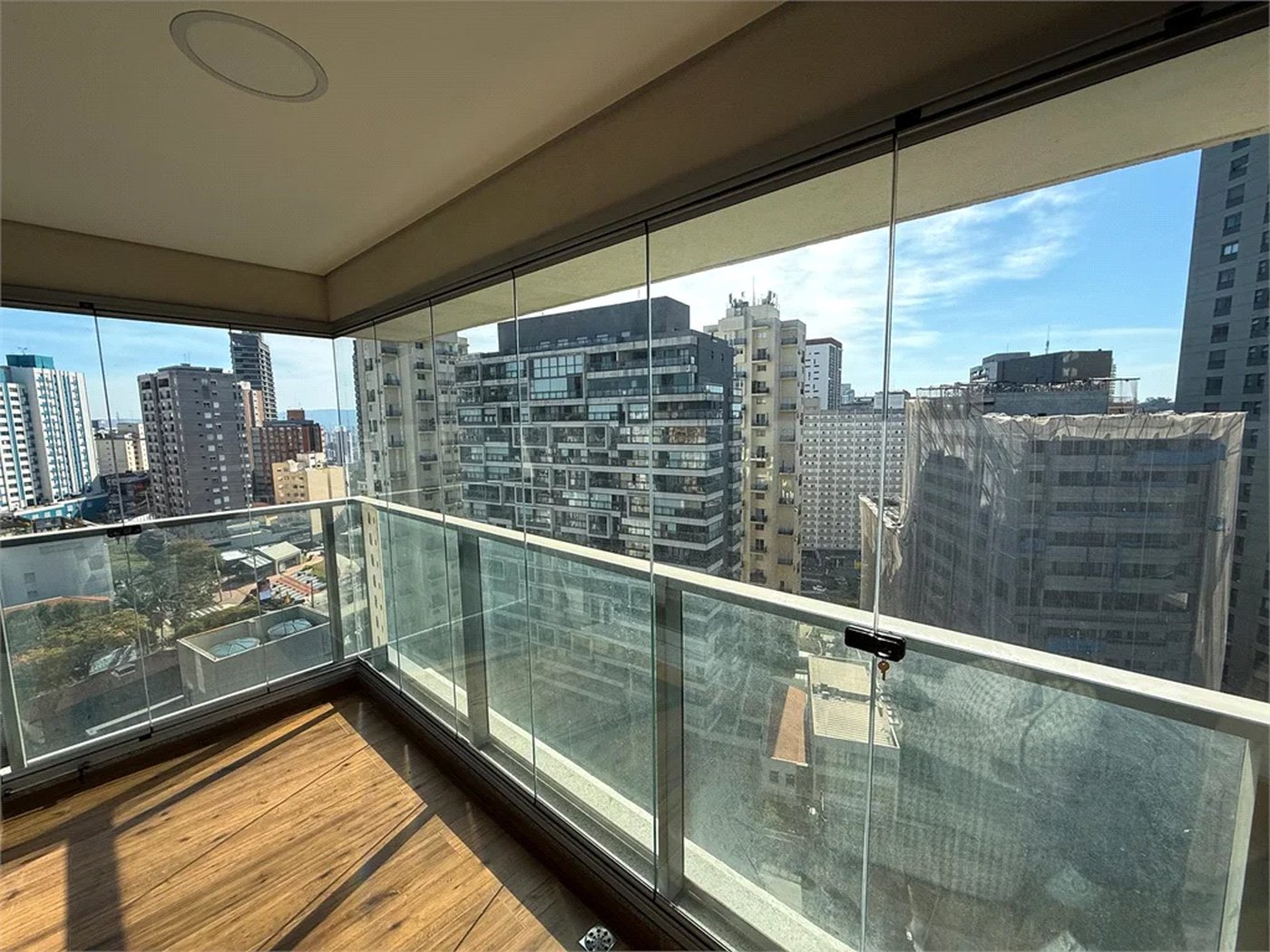 Apartamento à venda com 3 suítes em Sumarezinho, São Paulo, SP