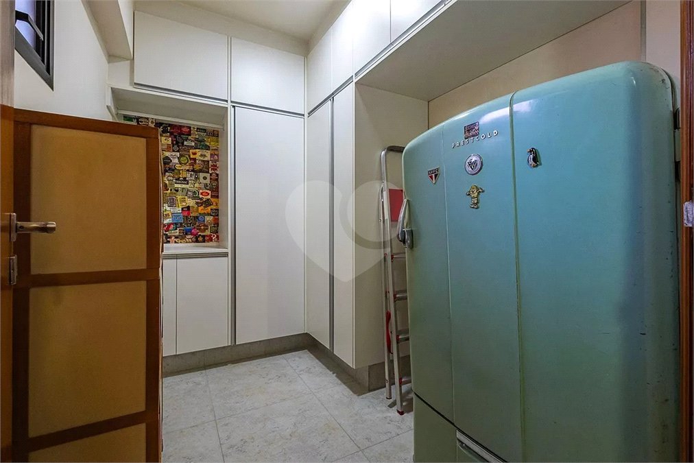 Apartamento à venda com 3 quartos, sendo 1 suíte, em Jardim das Bandeiras, São Paulo, SP