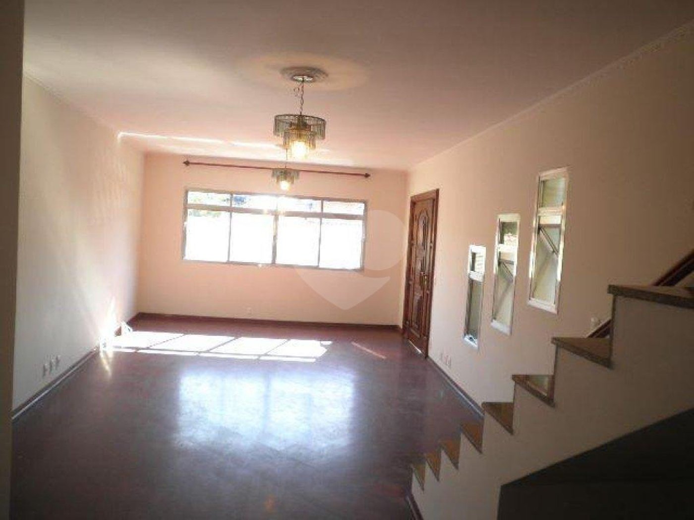 Sobrado à venda com 3 quartos, sendo 1 suíte, em Vila Isolina Mazzei, São Paulo, SP