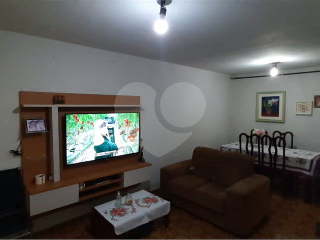 Sobrado à venda com 4 quartos em Santana, São Paulo, SP