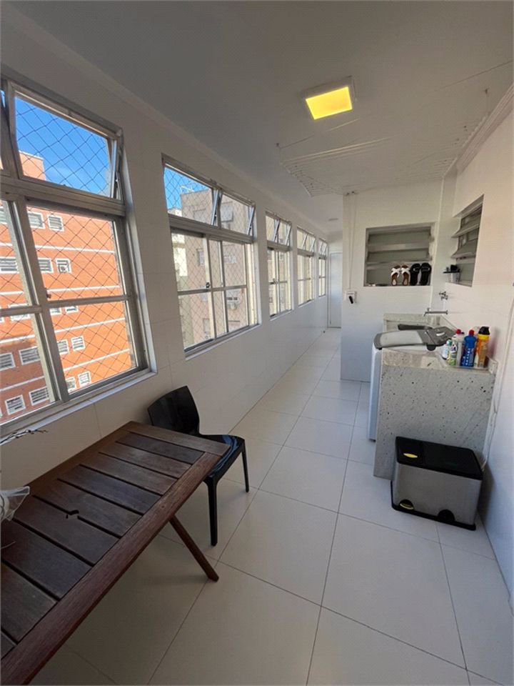 Apartamento Residencial à venda, Gonzaga, Santos - AP0199.