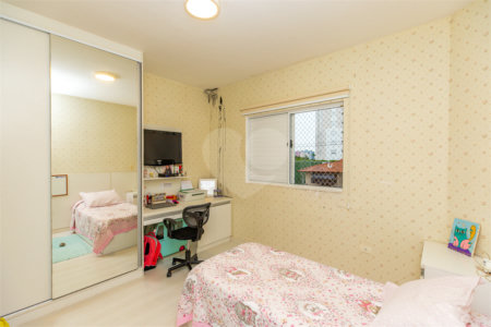 Apartamento à venda com 4 quartos, sendo 1 suíte, em Jardim Monte Kemel, São Paulo, SP