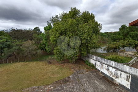 Casa à venda com 4 quartos, sendo 3 suítes, no condomínio Rancho Dirce, Sorocaba - SP