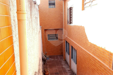 Casa à venda com 4 quartos, sendo 1 suíte, em Jardim do Estádio, Itu, SP