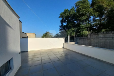 Casa à venda com 2 quartos, sendo 1 suíte, no condomínio Horto Florestal Villagio, Sorocaba - SP