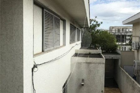 Casa à venda com 5 quartos, sendo 2 suítes, em Planalto Paulista, São Paulo, SP