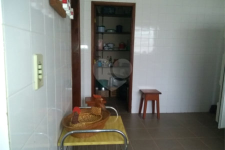 Sítio à venda com 5 suítes no Centro, Araçoiaba da Serra, SP