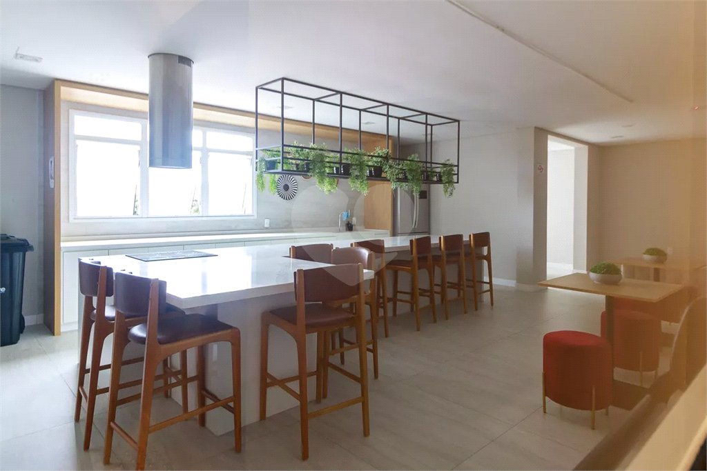 Apartamento à venda com 3 quartos, sendo 1 suíte,  em Santo Amaro, São Paulo, SP