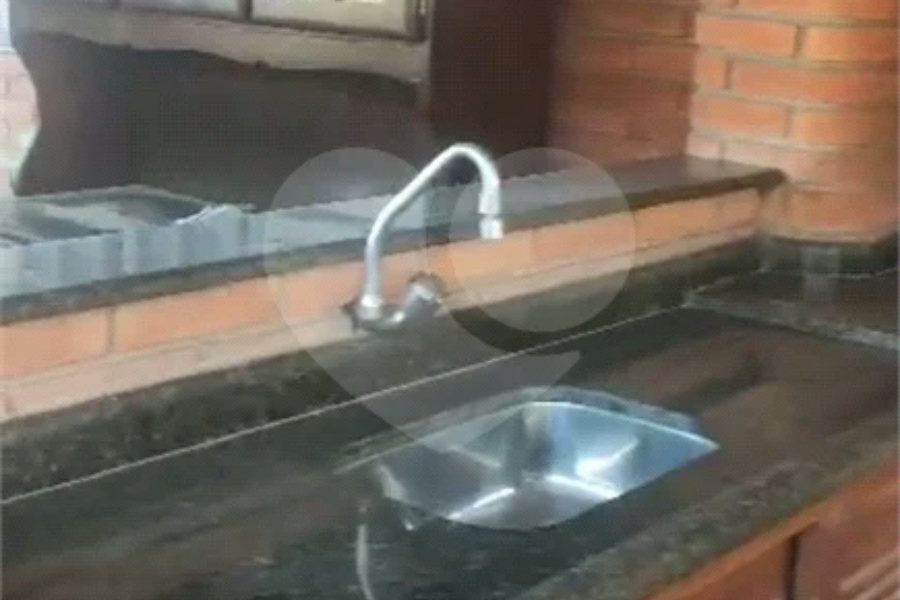 Casa à venda com 3 quartos, sendo 2 suítes, em Jaraguá, São Paulo, SP